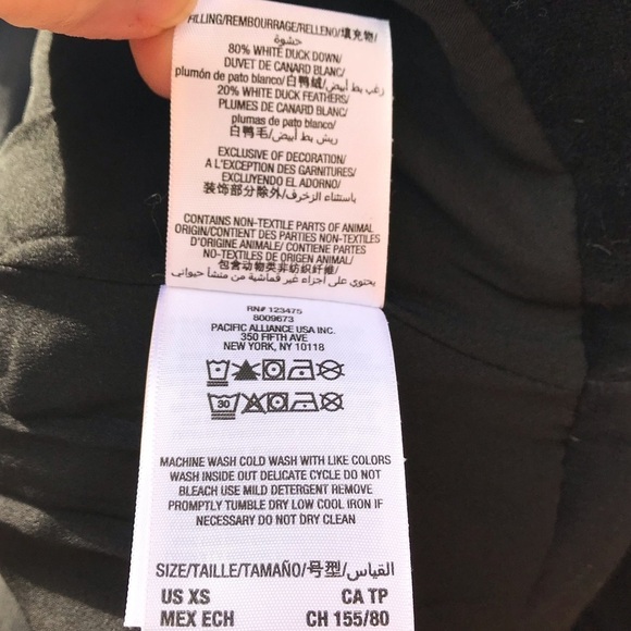 Juicy Couture NWT Black Velvet Puffer Jacket Quilted Down Coat XS - Picture 8 of 8